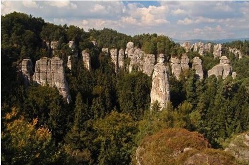 Barevný podzim v Českém ráji z cyklu čtvero ročních období
