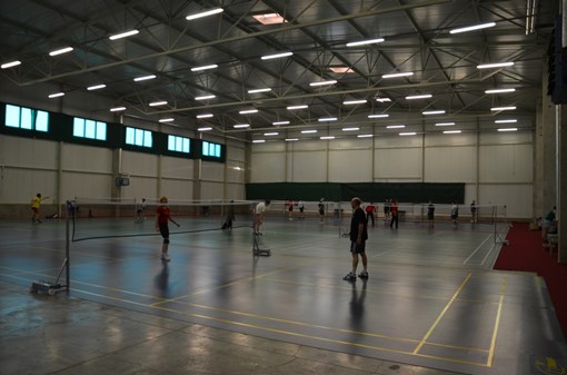Pondělní badminton u Harfy (19-21h)