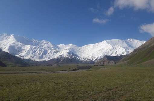 Basement travelling: Kyrgyzstán a Pamír