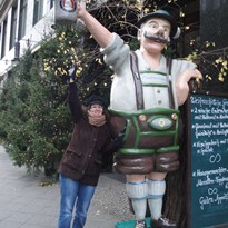 pivní dědek zve na pivko v Berlíně :)