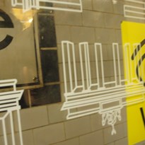 8 - Velký bratr tě stále sleduje :) i v berlínském metru