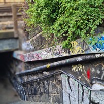 podchod pod tratí u Nuselského mostu