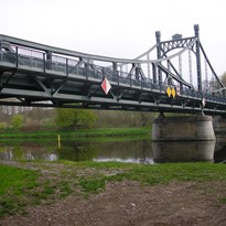 Most v Obříství