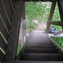 15 - schody na nebo z rozhledny Křivoš