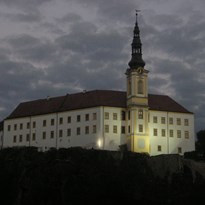 Děčínský zámek v podvečer