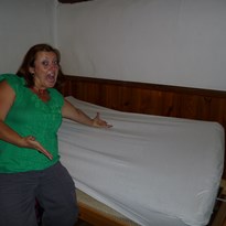 2 - Renča a stlaní postele