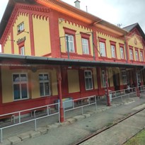 Rekonstruovaná budova nádraží 